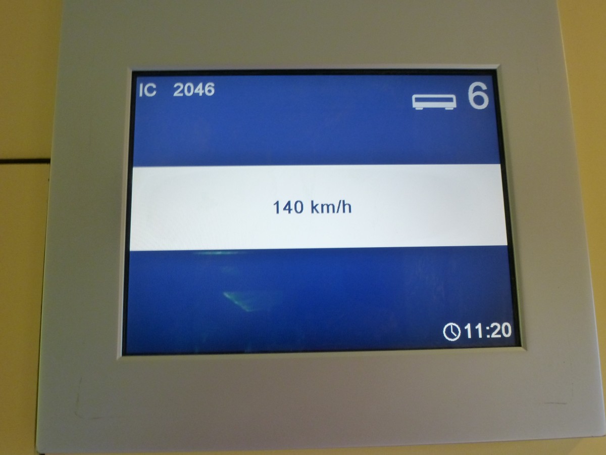 Auf der Strecke Leipzig-Hannover wird bis zu 140 km/h gefahren.
So fotografiert am 19.08.2013.
