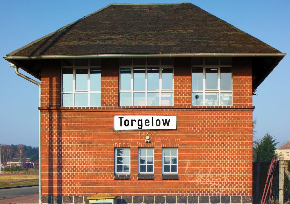 Aufnahme des Befehlsstellwerks Torgelow (mit falscher Bezeichnung „Twb ) für meinen Bastelbogen. - cca. 2013
