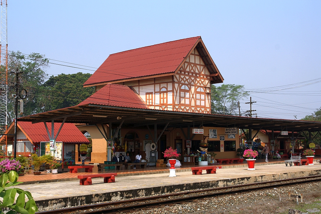 Aufnahmsgebäude der Ban Pin Station am 25.März 2023.