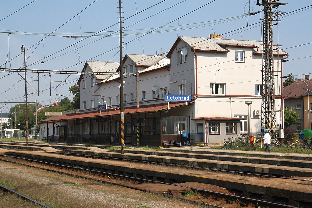Aufnahmsgebäudes des Bahnhof Letohrad am 21.Juli 2018.