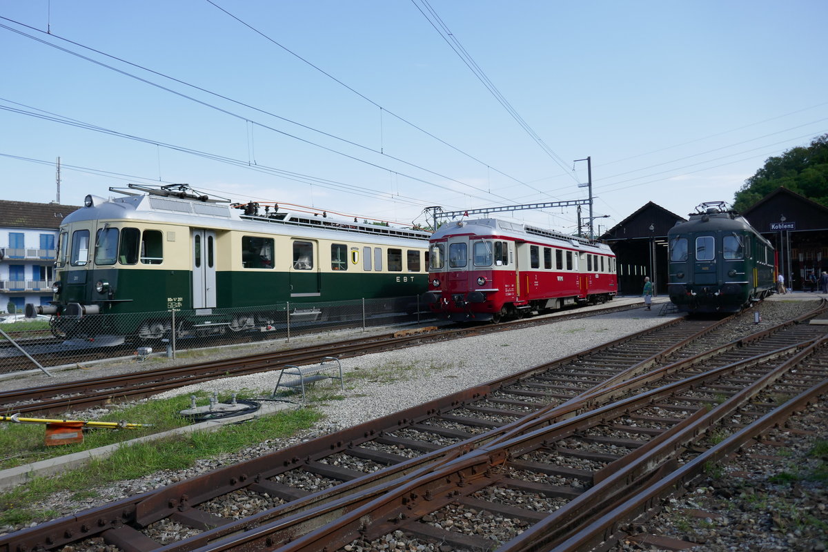 Aufstellung vor dem Depot Koblenz mit dem EBT BDe 4/4, ex WM BDe 4/4 und ex SBB RBe 4/4, beim Triebwagentreffen am 1.8.17.