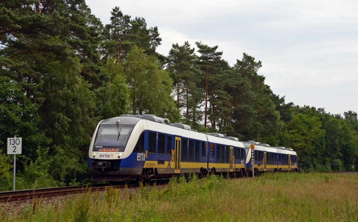 Aus Hannover kommen am 03.07.14 648 479 und 648 495 durch Suerhop gerollt und erreichen in kürze dessen Haltepunkt. Das Ziel Buchholz(Nordheide) ist fast erreicht.