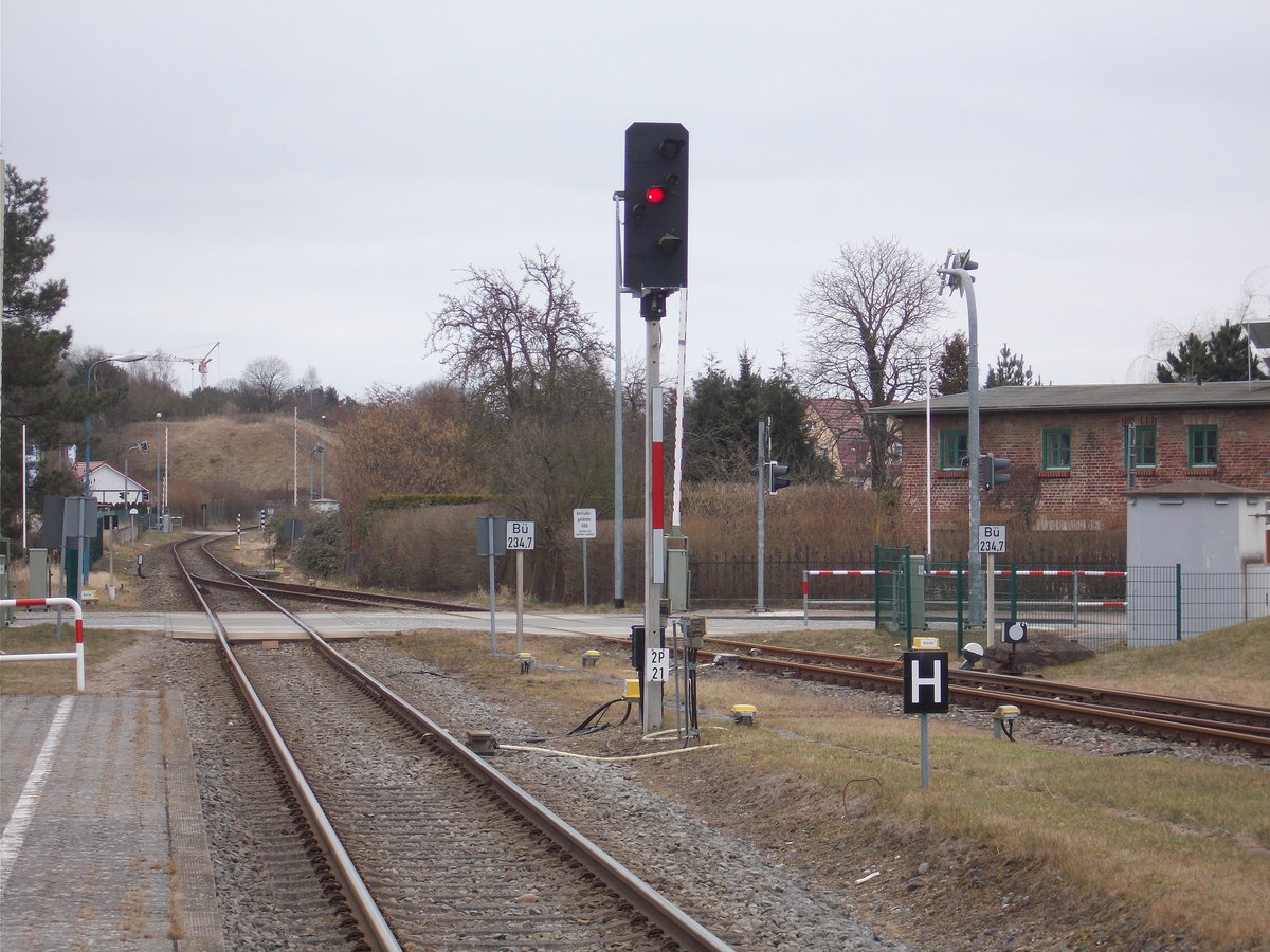 Ausfahrsignal Richtung Hernigsdorf in Zinnowitz am 13.März 2016.