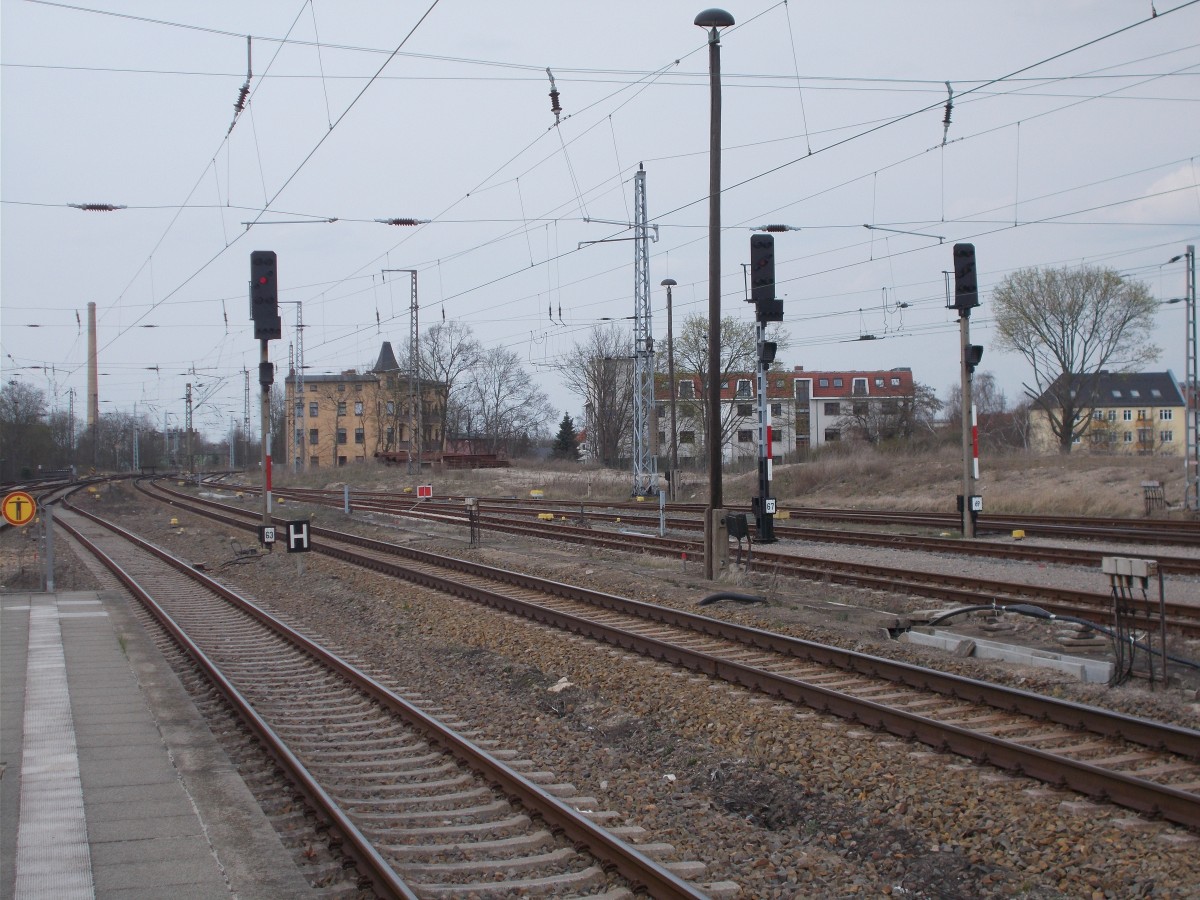Ausfahrsignale 63,67 und 69 Richtung Norden,am 11.April 2015,in Oranienburg.
