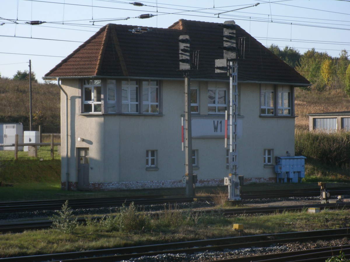 Ausfahrsignale  C  und  D  vor dem Weichenwrterstellwerk in Bergen/Rgen am 03.Oktober 2013.