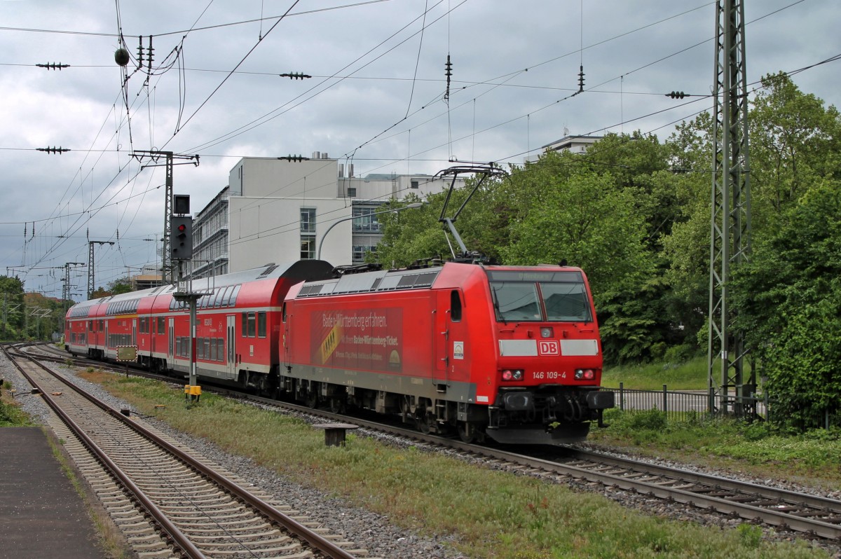 Ausfahrt am 03.05.2014 von der Freiburger 146 109-4  Baden-Württemberg erfahren  mit einer RB nach Offenburg von Gleis 1 in Freiburg (Brsg) Hbf.