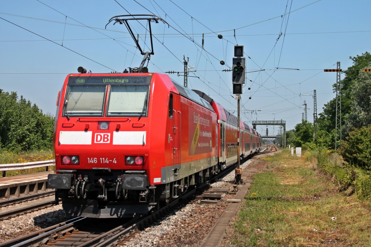 Ausfahrt am 08.07.2013 von der Freiburger 146 114-4  Baden-W�rttemberg erfahren  und der RB 26560 (Freiburg (Brsg) Hbf - Offenburg) aus dem Bahnhof von Orschweier gen Lahr (Schwarzw).