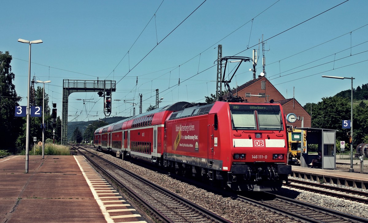 Ausfahrt am 16.06.2013 von 146 111-0  Baden-Wrttemberg erfahren  (BW Freiburg) als RE 26508 von Basel Bad Bf nach Offenburg aus Denzlingen.