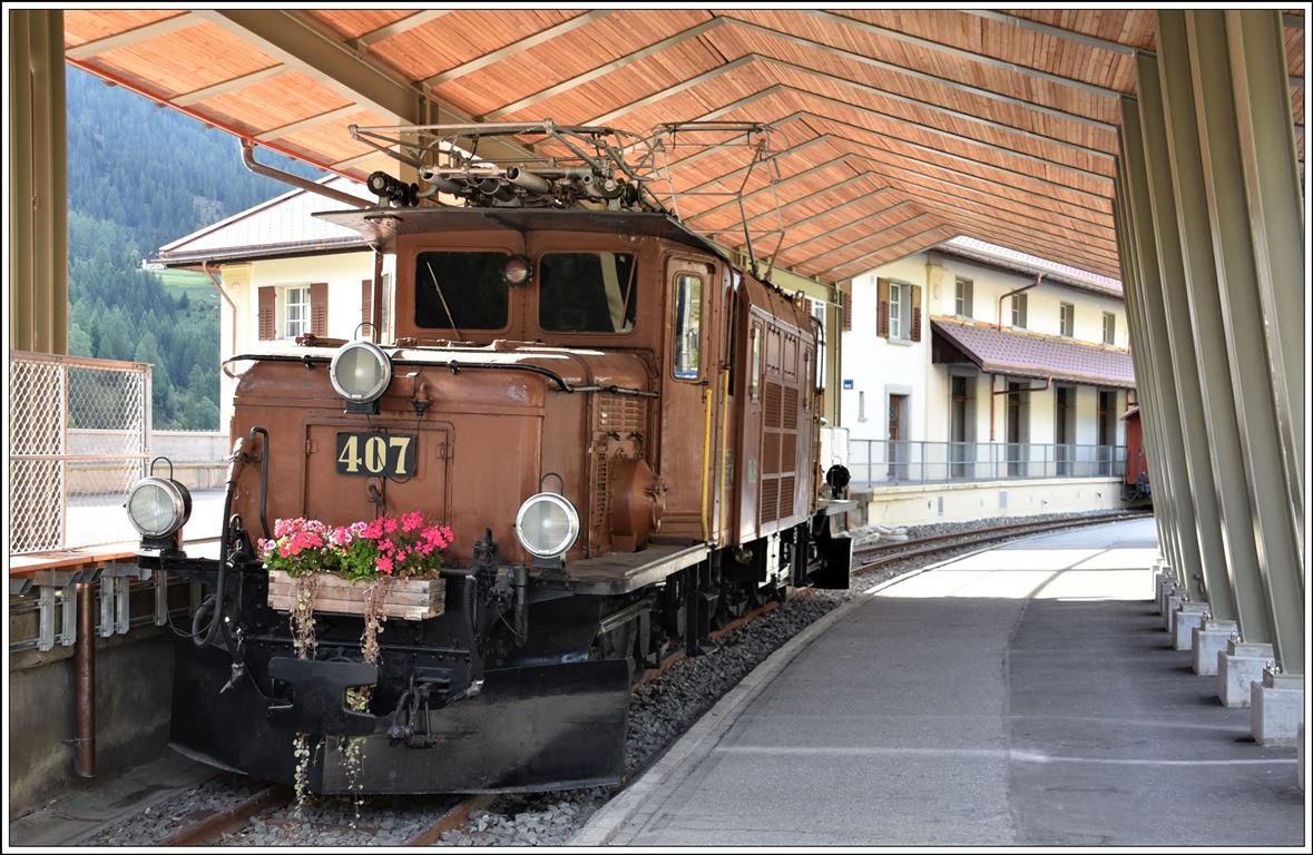 Ausstellungslok Ge 6/6 I 407 im Bahnnuseum Bergün. (30.09.2019)