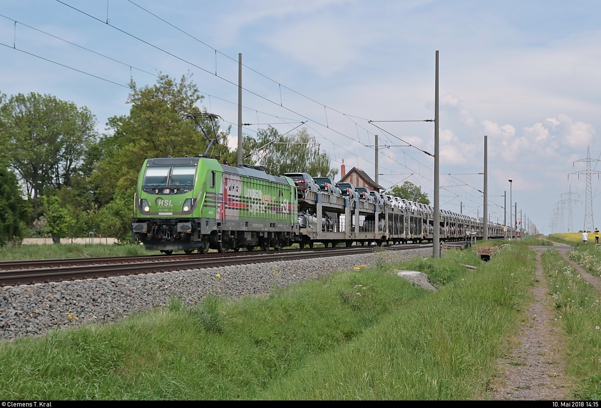 Autotransportzug mit 187 505-3 der HSL Logistik GmbH fährt in Braschwitz auf der Bahnstrecke Magdeburg–Leipzig (KBS 340) Richtung Halle (Saale). Grüße zurück!
[10.5.2018 | 14:15 Uhr]