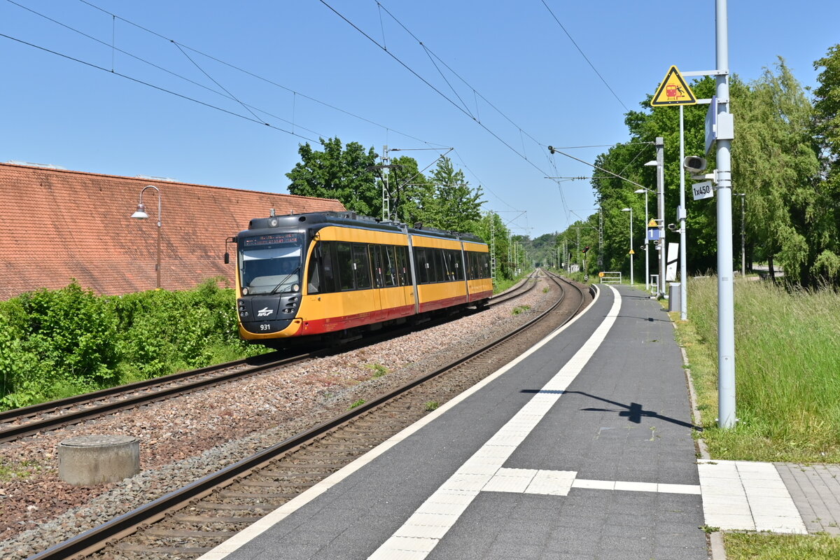 AVG Triebzug als S41 in Offenau am  1.6.2021 nach Heilbronn Willi-Brand-Platz.                                                                                              