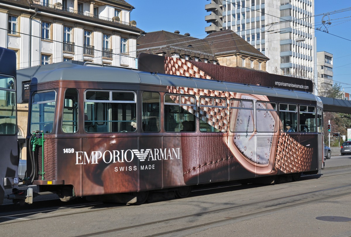 B 1459, mit einer Emporio Armani Uhren Werbung, anlässlich der Basel World 2016, steht am Badischen Bahnhof. Die Aufnahme stammt vom 07.03.2016.