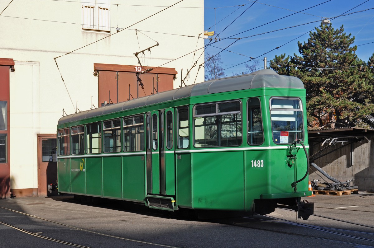 B 1483 steht auf dem Hof der Hauptwerkstatt. kurze zeit später wird er bei der Firma Thommen abgebrochen. Die Aufnahme stammt vom 08.11.2015.