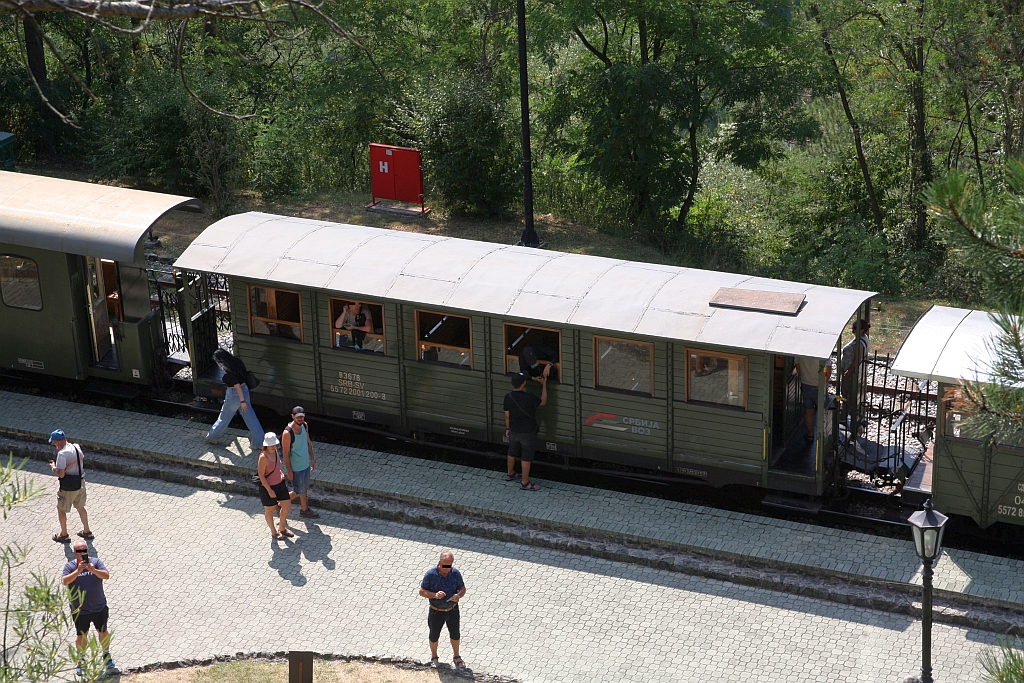 B 3678 (NVR-Nummer: SRB-SV 55 72 20 01 200-8), eingereiht im zweiten Planzuges Sargan-Vitasi - Mokra Gora am 12.August 2026 in der Stanica Jatare.