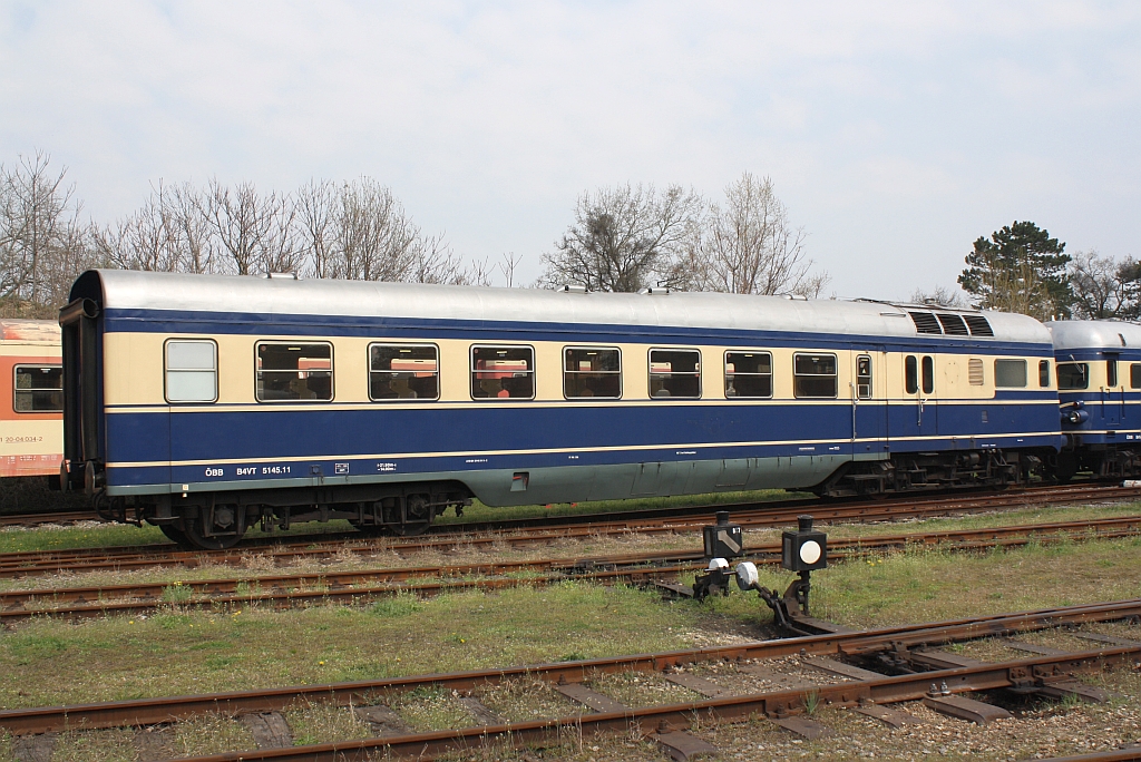 B4VT 5145.11 des  Club Blauer Blitz  am 21.April 2013 im Heizhaus Strasshof.

