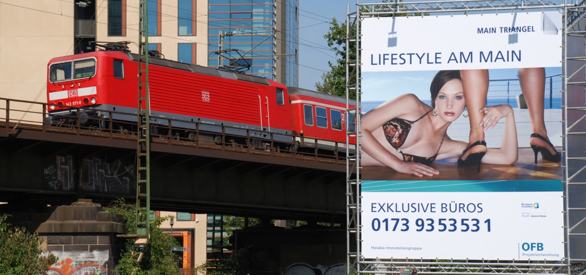 Bahnfahren ist sexy :-) ! (Frankfurt Deutschherrnbrücke, 13.9.2008)