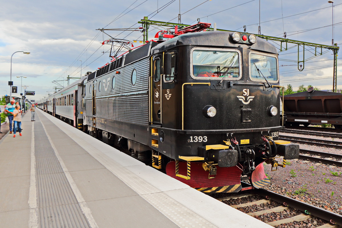 Bahnhof Kiruna am 25.06.2022, Bereitstellung der Ofotenbahn in Richtung GäIlivare.