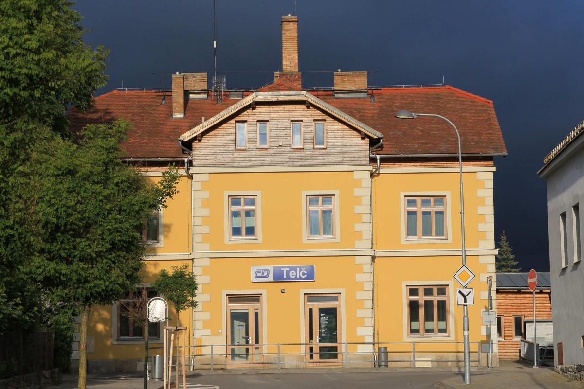 Bahnhof Telč am 27-5-2013.
