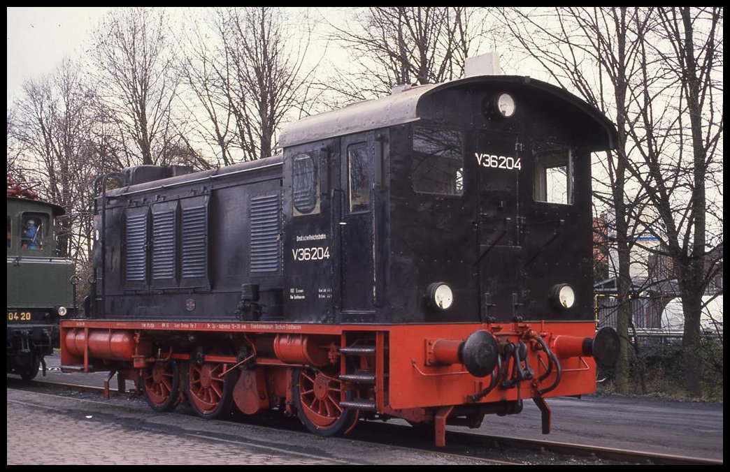 Bahnhofsfest in Menden am 5.4.1992 mit V 36204.