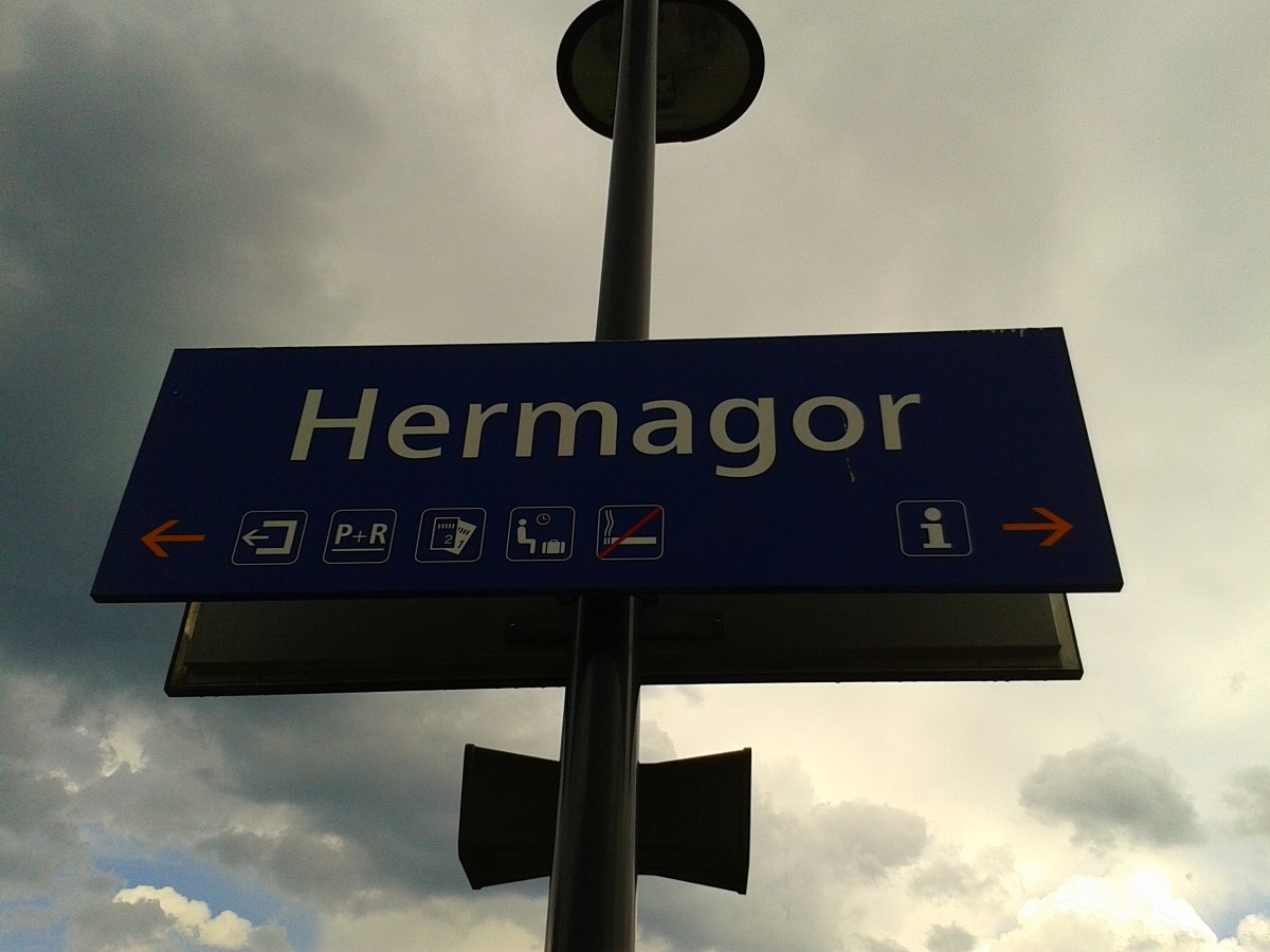 Bahnhofsschild von Hermagor, 14.5.2015