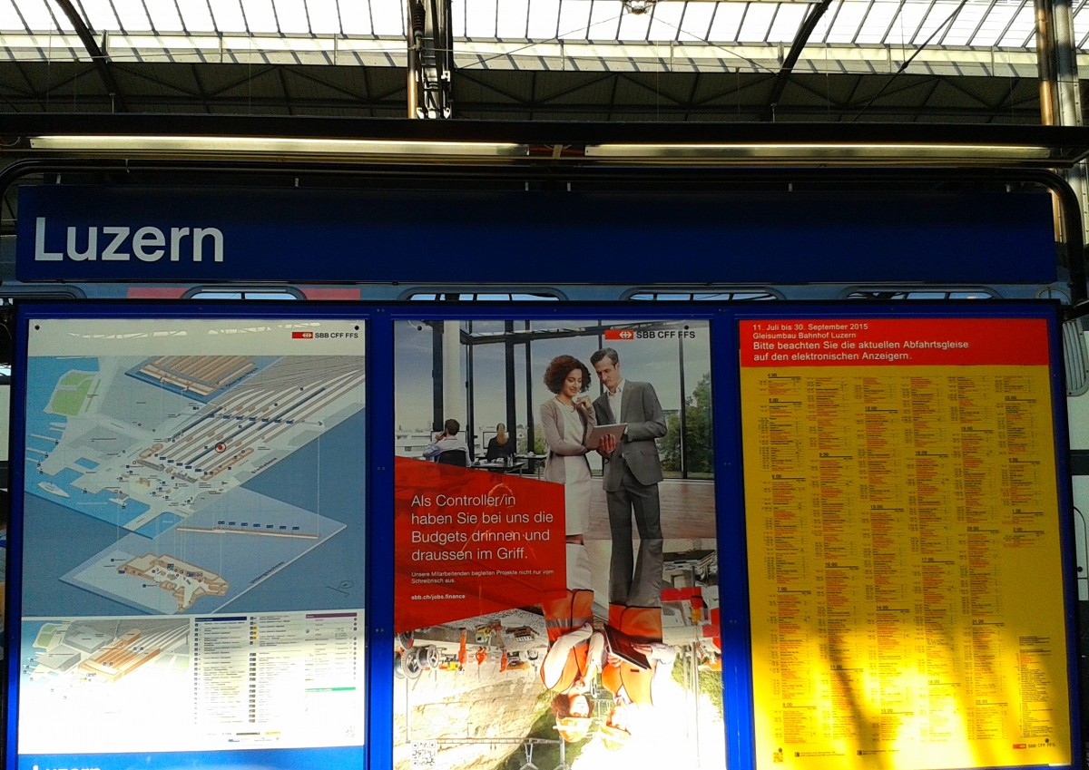 Bahnhofsschild von Luzern am 24.7.2015