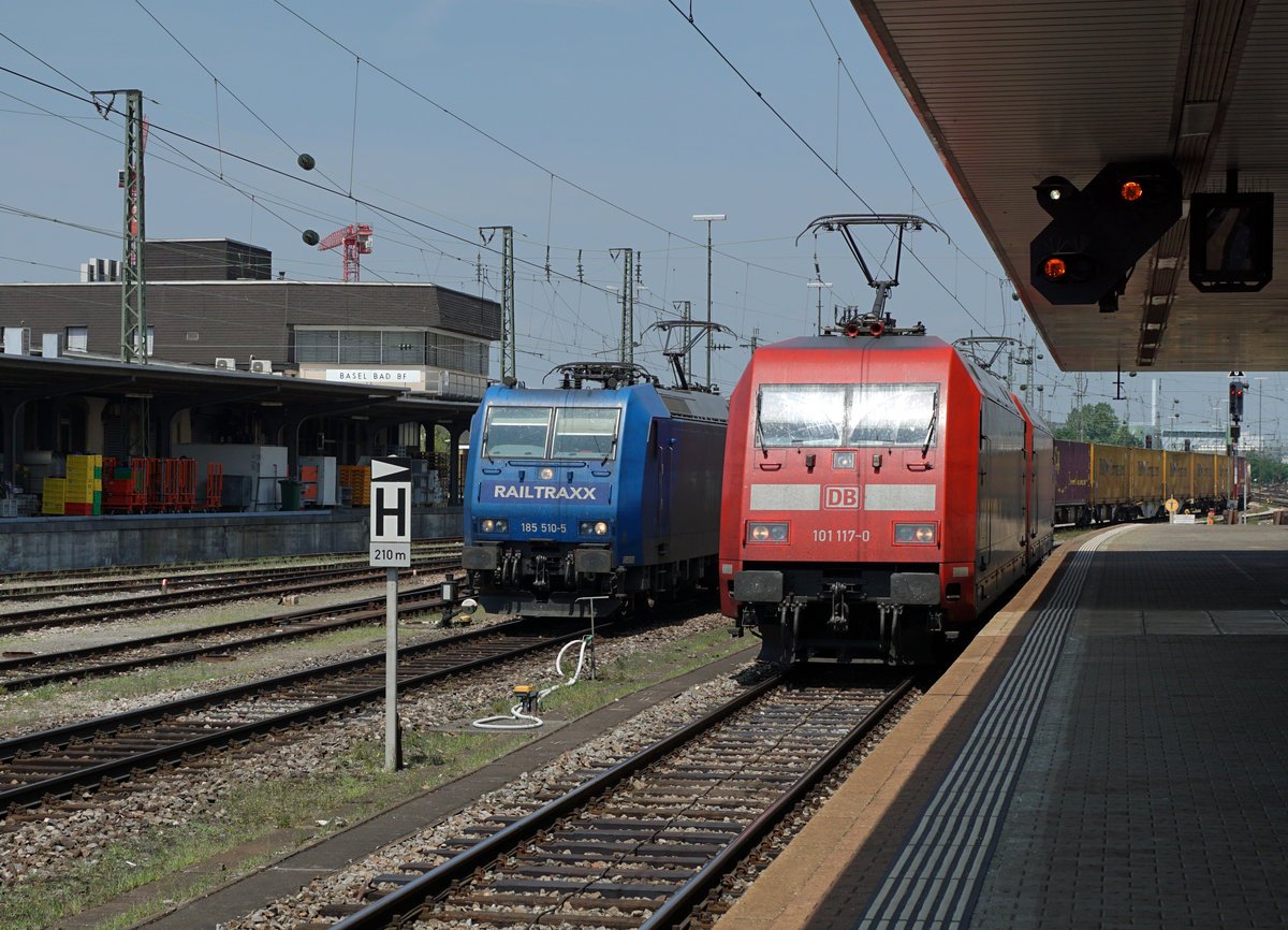 Bahnimpressionen:
Badischer Bahnhof Basel, 23. Juni 2017.
Foto: Walter Ruetsch 