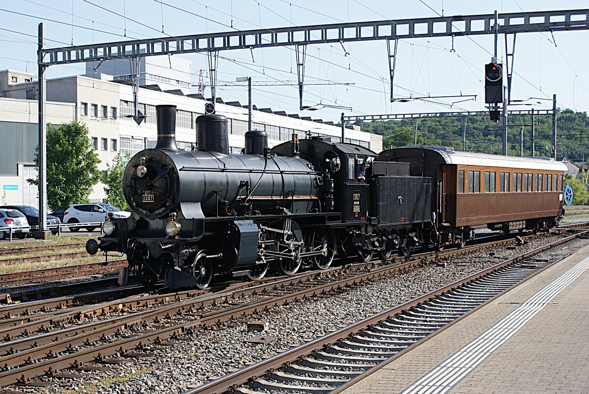 Bahnpark Brugg, SBB Historic: B 3/4 1367 (SLM, Nr. 2557, 1916) + A ? ex FS (Eigent�mer?), Rangierfaahrt gegen Ende der Veranstaltung, Brugg, 24. Mai 2026 (Bahnpark Brugg,  Tage der offenen Tore , 23./24. Mai 2026).