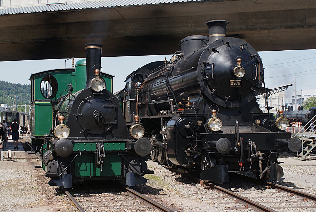 Bahnpark Brugg, SBB Historic: E 2/2 der Feldschl�sschen Getr�nke AG (Krauss, Nr. 5666, 1907) und C 5/6 2978 (SLM, Nr. 2612, 1917), Brugg, 24. Mai 2026 (Bahnpark Brugg,  Tage der offenen Tore , 23./24. Mai 2026).