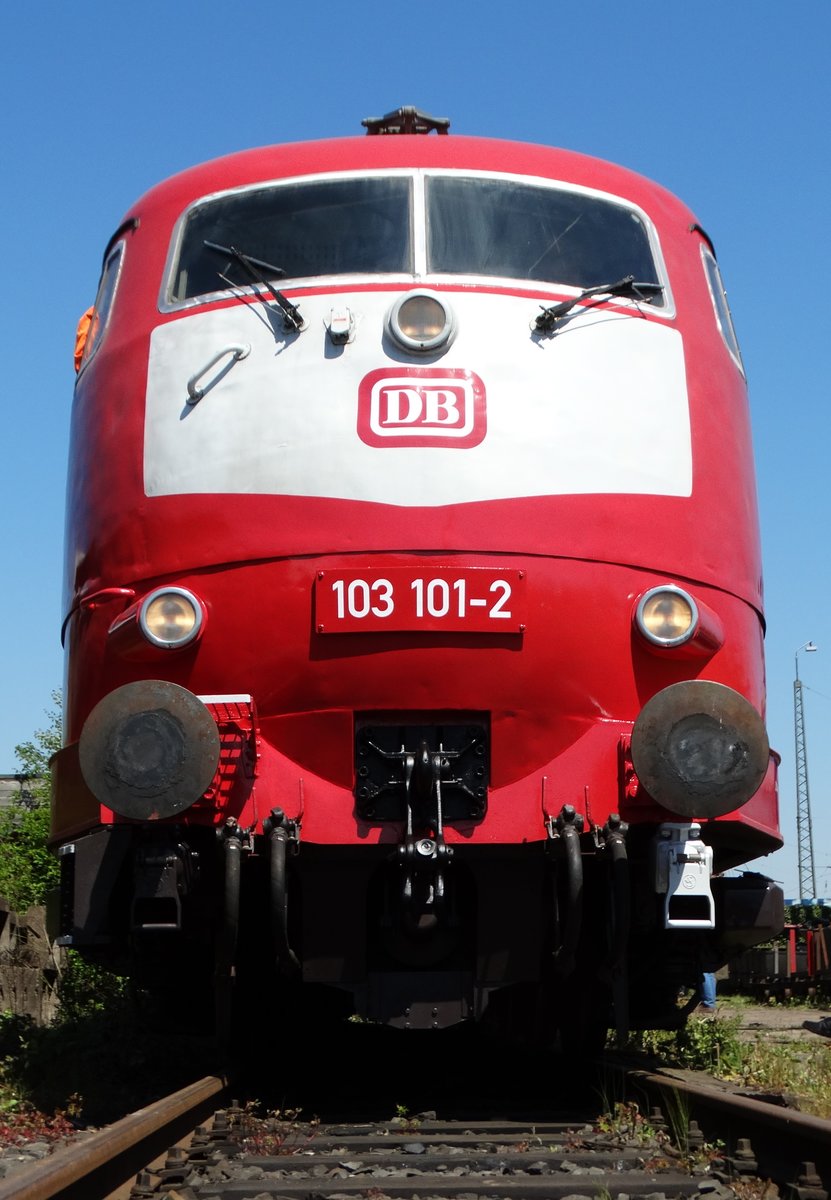Bahnwelt Darmstadt Kranichstein 103 101-2 am 07.05.16 Downside