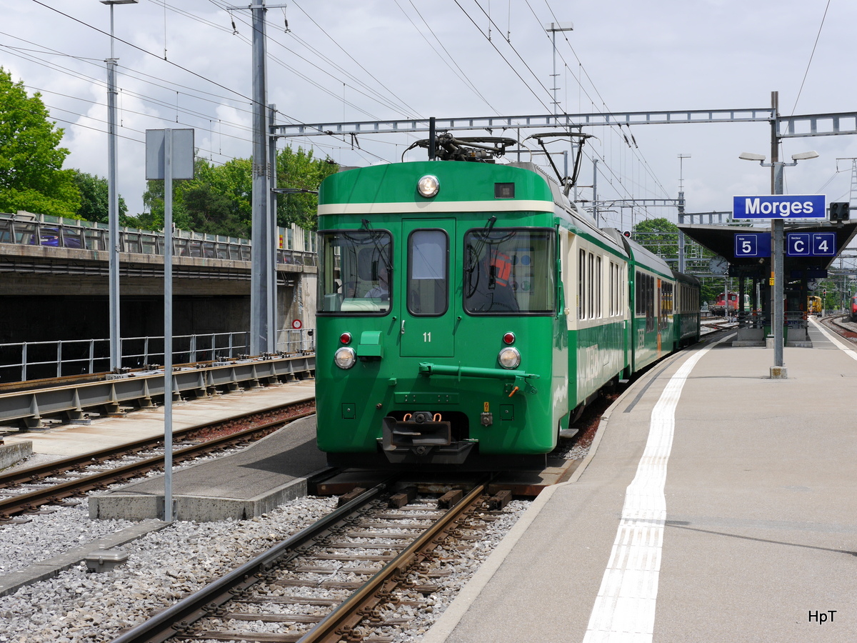 BAM / MBC - Triebwagen Be 4/4 11 bei der ausfahrt aus dem Bahnhof Morges am 04.06.2016
