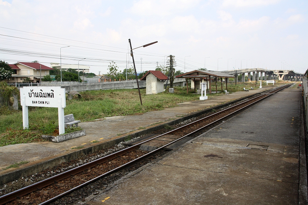 Ban Chimphli Station am 24.März 2024. - Das hölzernem Bahnhofsgebäude wurde schon vor längerer Zeit abgerissen.