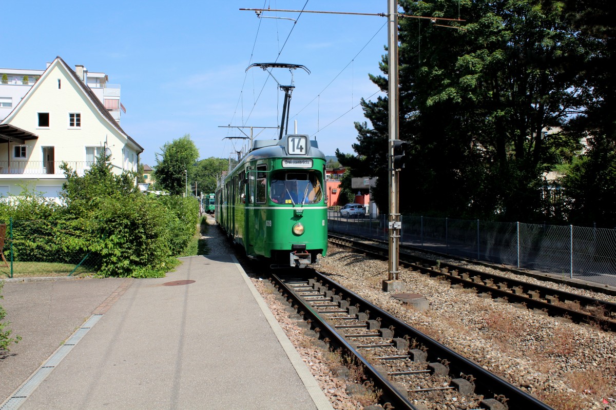 Basel BVB Tram 14 (DÜWAG Be 4/6 539) Pratteln (Hst. Bahnhofstrasse) am 6. Juli 2015.