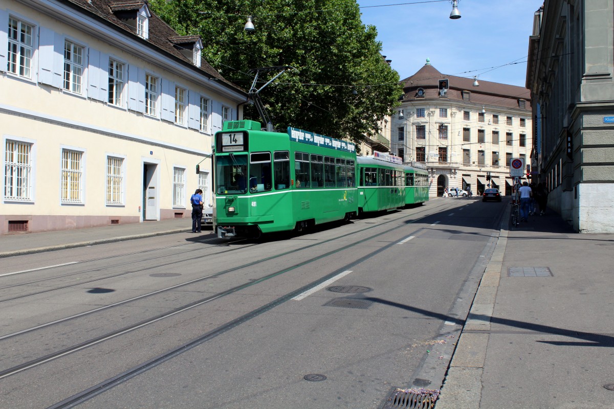 Basel BVB Tram 14 (SWP/SIG/BBC/Siemens Be 4/4 491) Steinenberg am 6. Juli 2015.