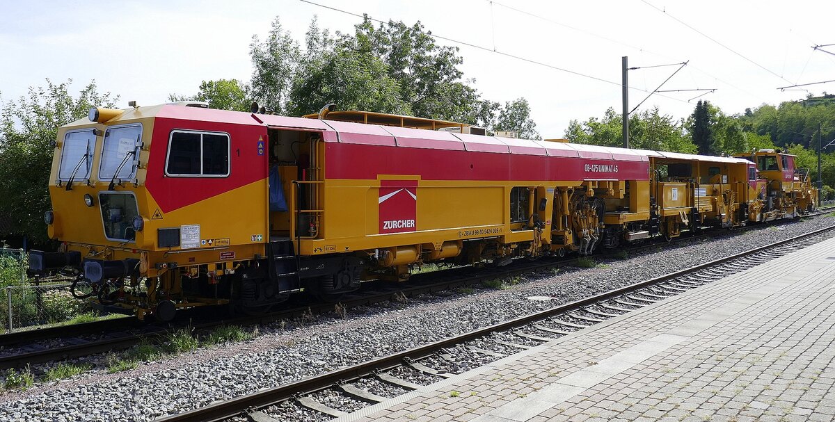 Bauzug, abgestellt am Bahnhof Eichstetten am Kaiserstuhl, Sept.2026