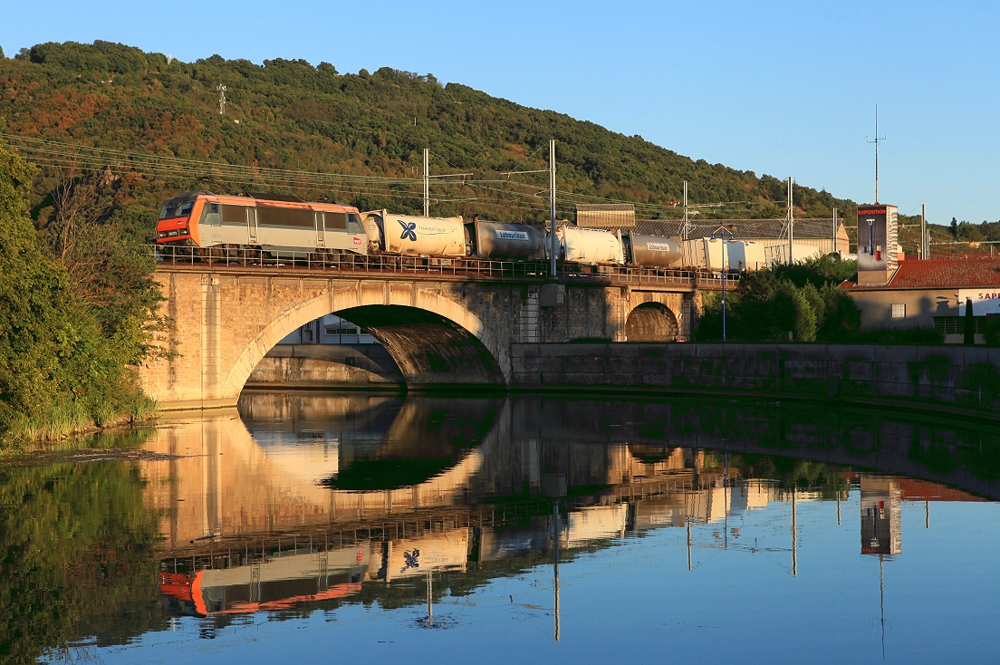 BB 26173, St.Vallier sur Rhône, 25.08.2015.