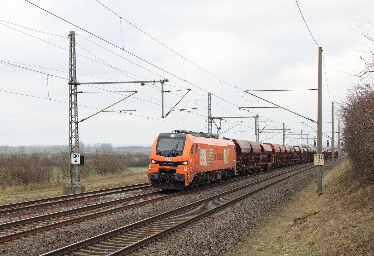 BBL Logistik 159 230 mit einem Güterzug Richtung Eisenach, am 21.02.2023 in Seebergen.