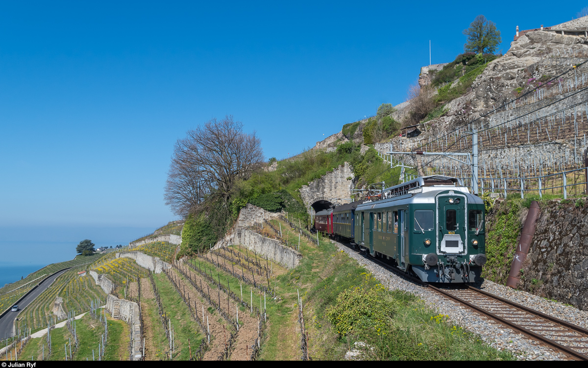 BDe 4/4 1643  Wyländerli  am 8. April 2017 auf Sonderfahrt zwischen Chexbres Village und Corseaux-Cornalles auf dem Train de Vignes.
