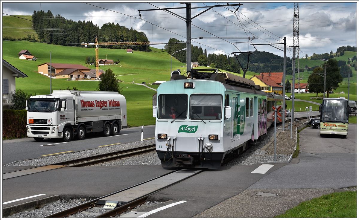 BDeh 4/4 14 mit der S22 2141 nach Appenzell im Sammelplatz. (18.09.2017)