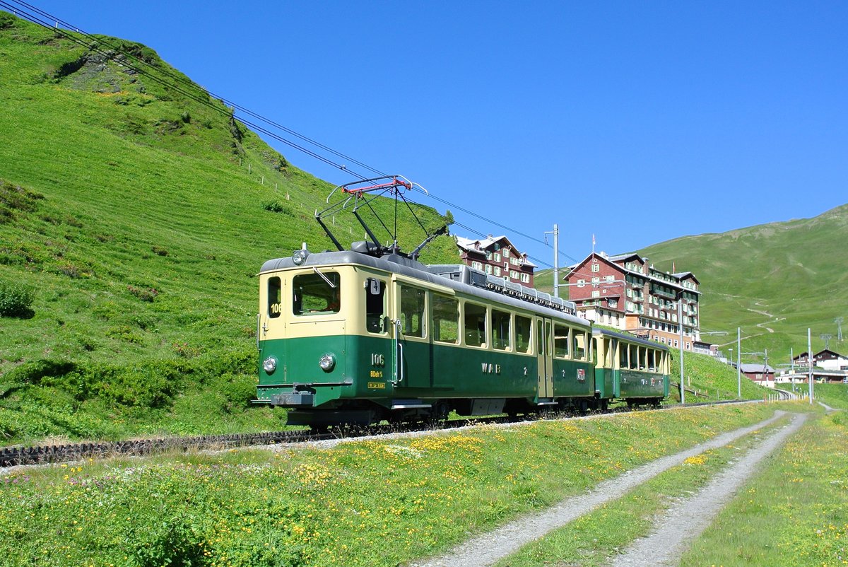 BDeh 4/4 Nr. 106 als Leermaterialzug unterhalb von kleine Scheidegg, 18.07.2016.