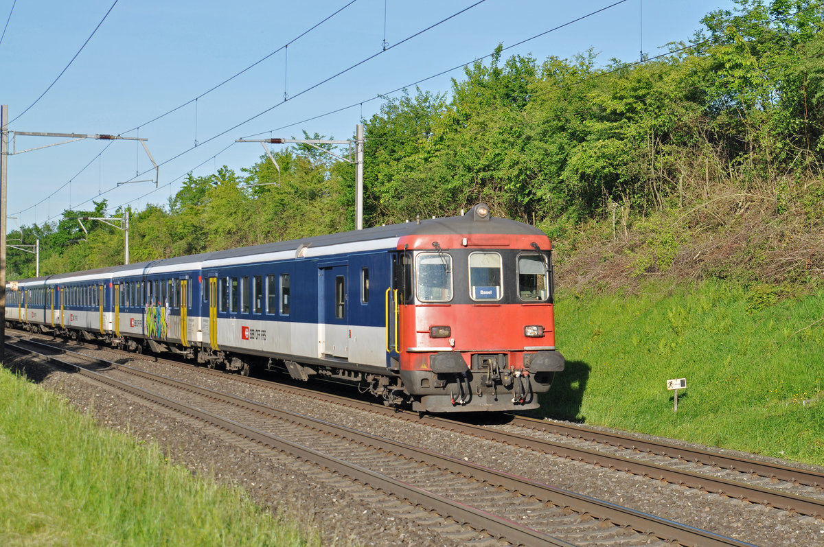 BDt 50 85 82-33 917-4 fährt Richtung Bahnhof Kaiseraugst. Die Aufnahme stammt vom 16.05.2017.