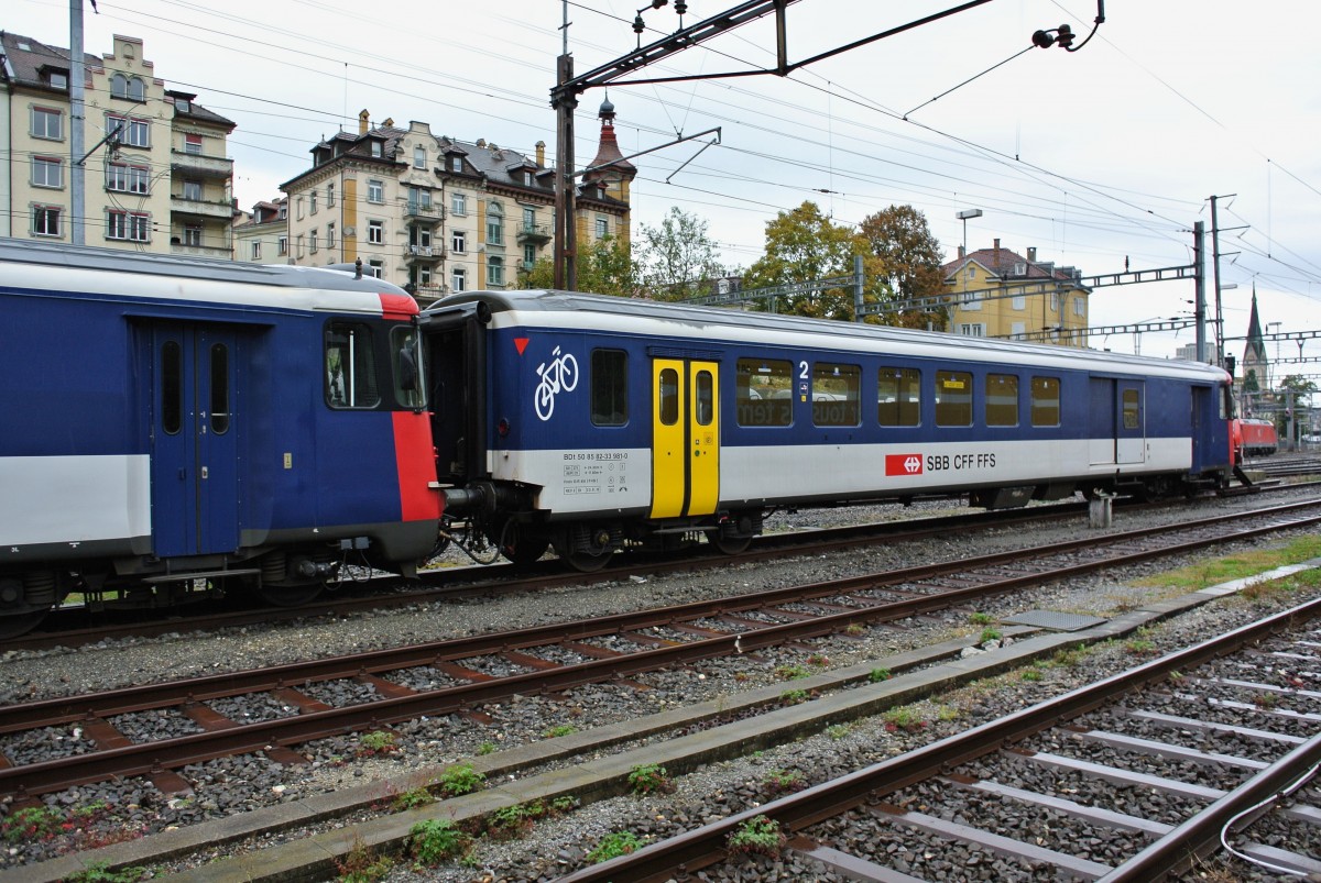 BDt EWI 50 85 82-33 981-0 abgestellt im GB von St. Gallen, 13.10.2014.