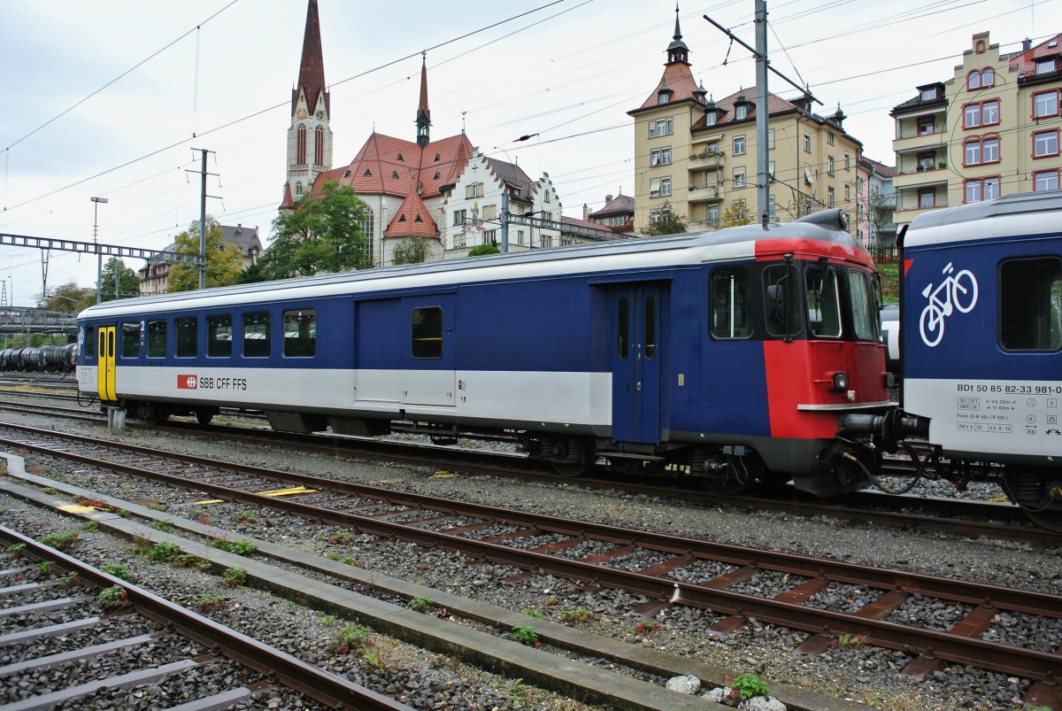 BDt EWI 50 85 82-33 985-1 abgestellt im GB von St. Gallen, 13.10.2014.
