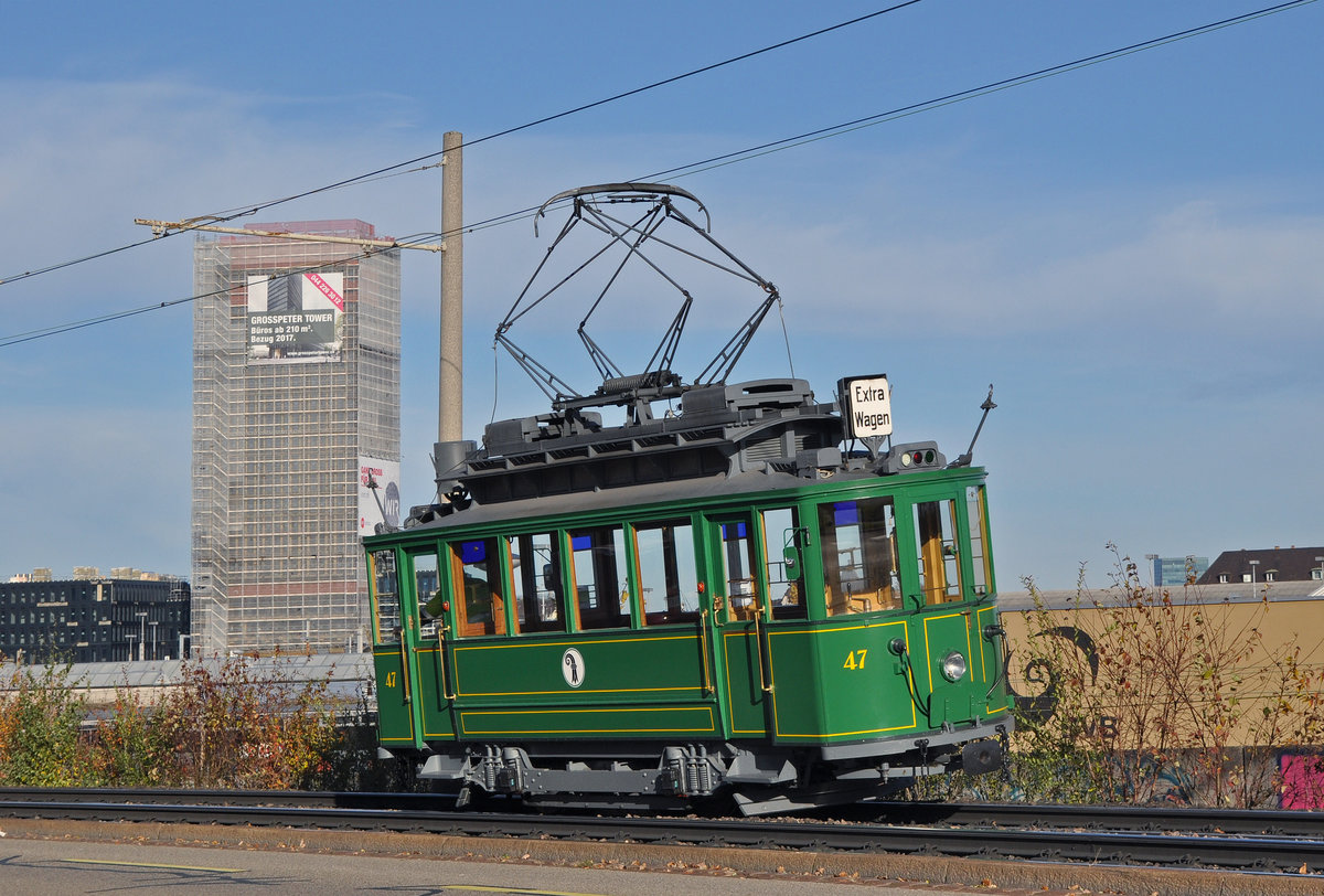 Be 2/2 47 geht auf eine Extrafahrt und fährt Richtung Haltestelle Münchensteinerstrasse. Die Aufnahme stammt vom 20.11.2016.