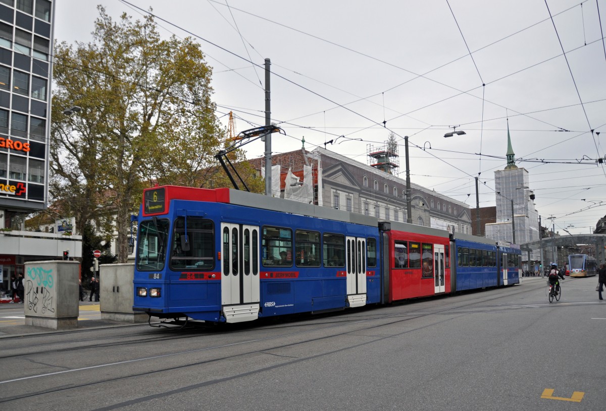 Be 4/10 mit der Betriebsnummer 84 auf der Linie 6 beim Bubenbergplatz. Die Aufnahme stammt vom 08.11.2013.