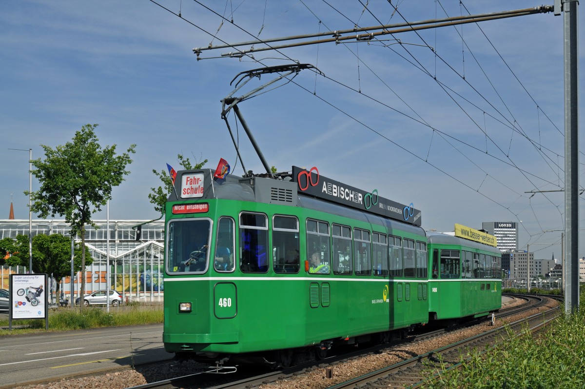 Be 4/4 460 zusammen mit dem B 1496 S fährt mit der Fahrschule zum Depot Dreispitz. Die Aufnahme stammt vom 28.05.2015.
