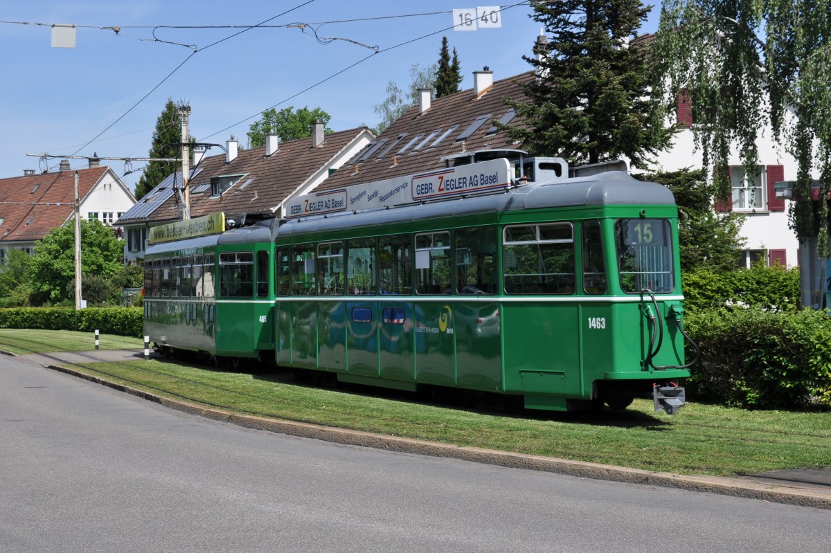 Be 4/4 465 zusammen mit dem B 1463 S fahren zur Haltestelle Lerchenstrasse. Die Aufnahme stammt vom 05.05.2014.