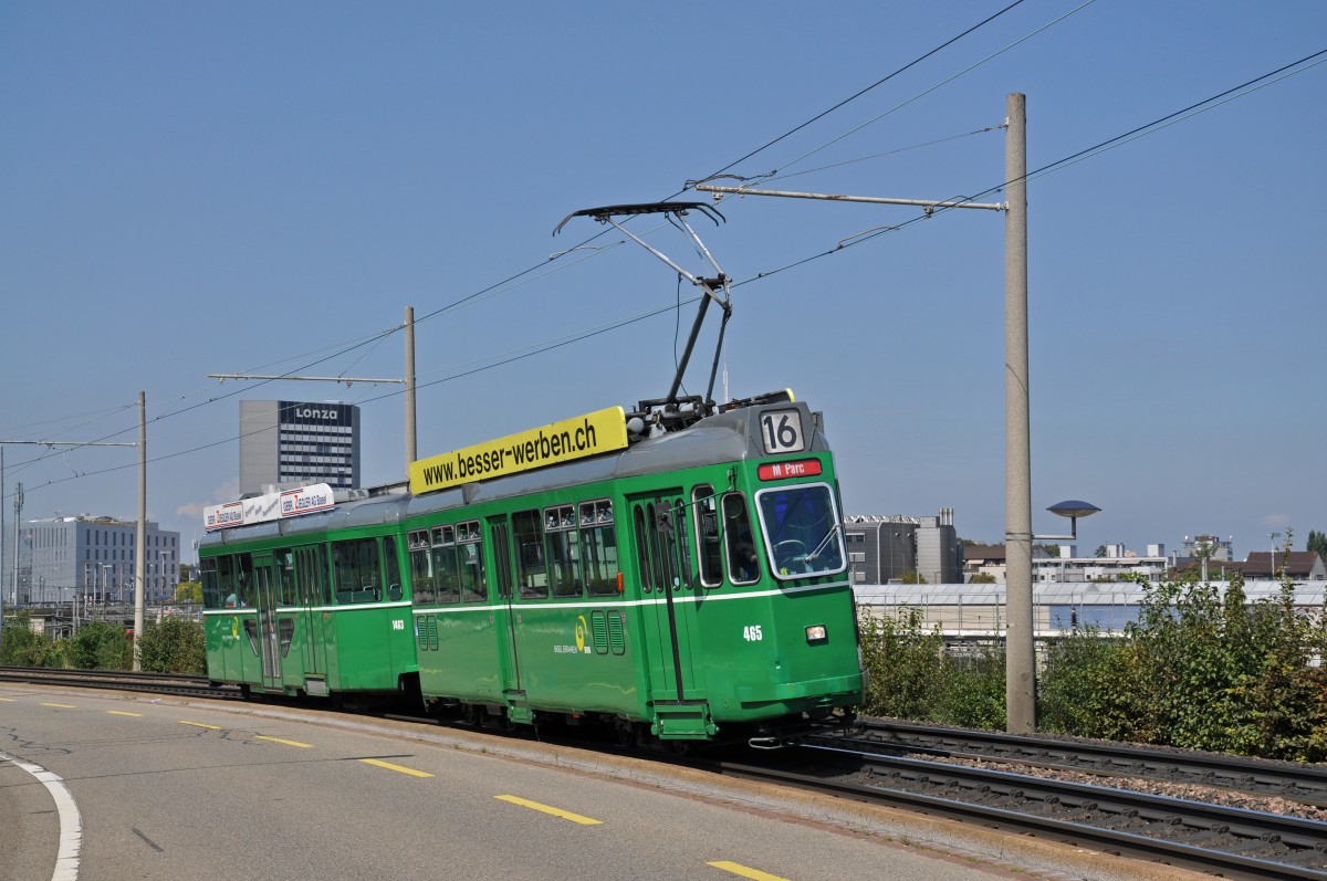 Be 4/4 465 zusammen mit dem B 1463 S auf der Linie 16 fahren zur provisorischen Endstation beim M-Parc. Die Aufnahme stammt vom 08.09.2014.