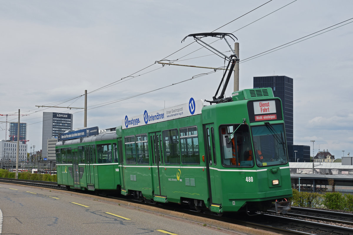 Be 4/4 480 zusammen mit dem B4S 1488, fahren als Dienstfahrt Richtung Depot Dreispitz. Die Aufnahme stammt vom 16.04.2019.