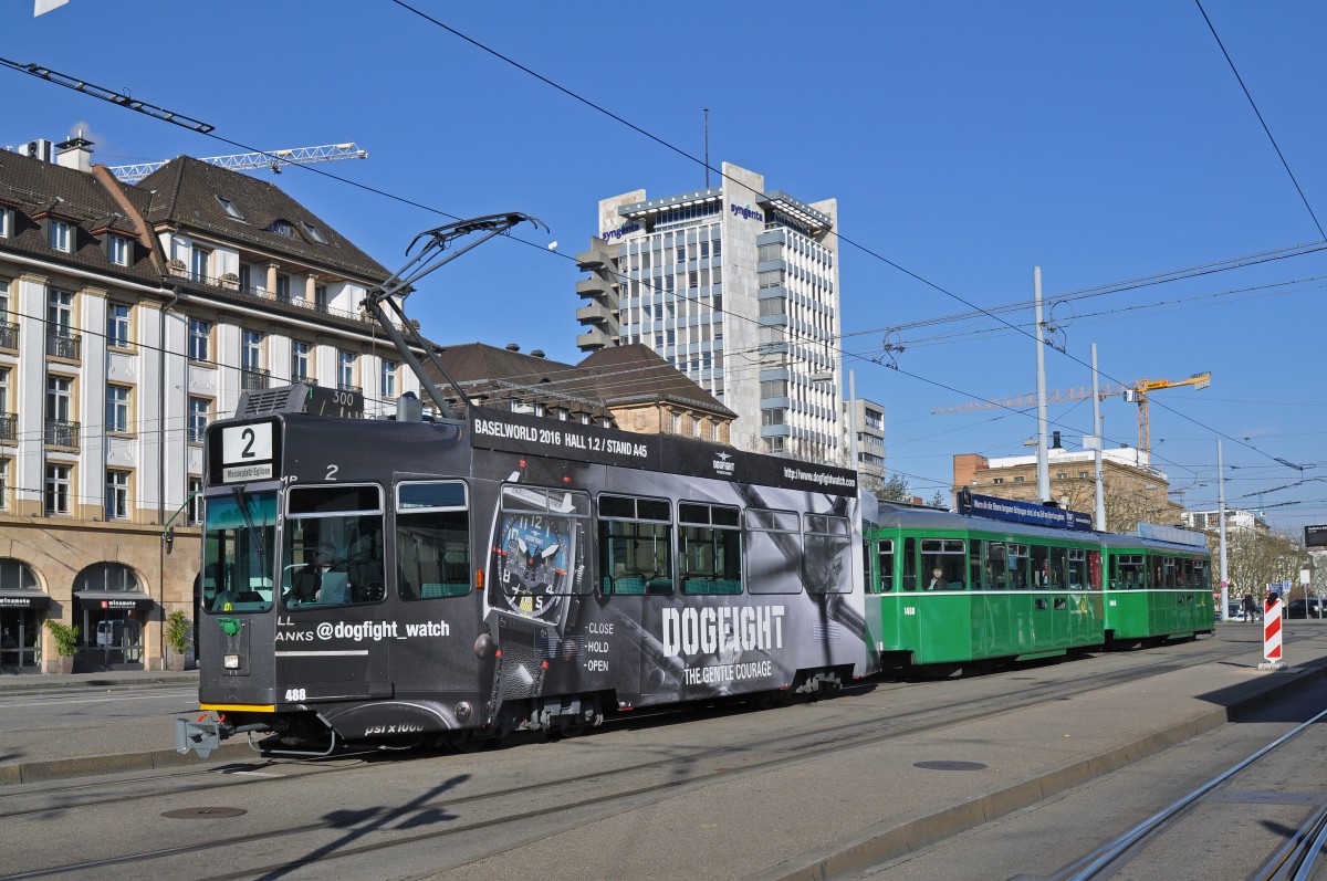 Be 4/4 488, mit einer Dogfight Uhren Werbung, anlässlich der Basel World 2016, bedient die Haltestelle am Badischen Bahnhof. Die Aufnahme stammt vom 07.03.2016. 