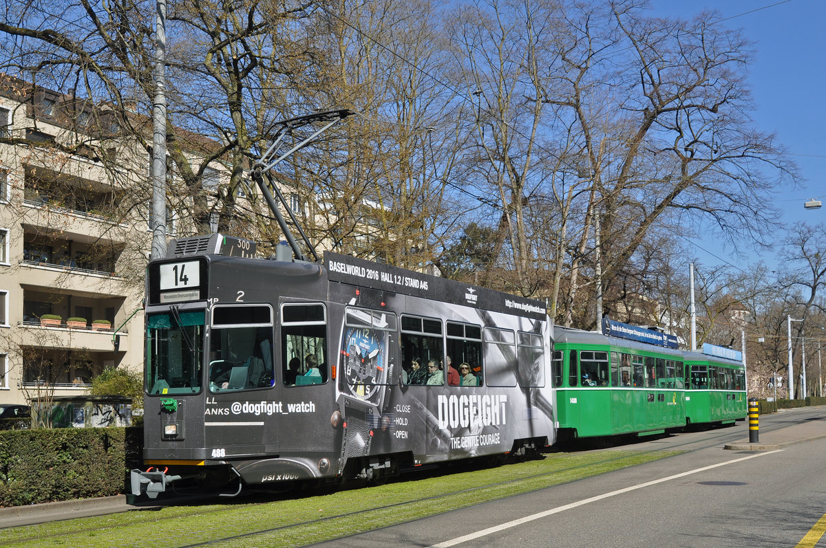 Be 4/4 488, mit einer Dogfight Uhren Werbung, zusammen mit den beiden B 4S 1488 und 1464, auf der Linie 14, verlassen die Haltestelle Hardstrasse Richtung Aeschenplatz. Die Aufnahme stammt vom 26.03.2016.